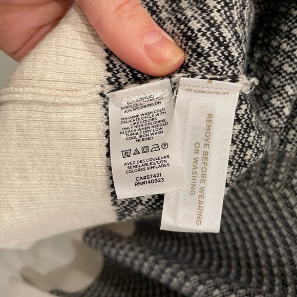 EUC - LOFT Herringbone Open Cardigan Sweater in Medium. Black and creamy white - Picture 9 of 9